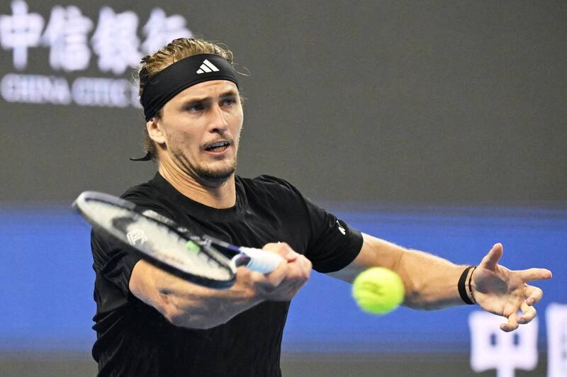 爱游戏-拉沃尔杯力克美网,兹维列夫关键制胜