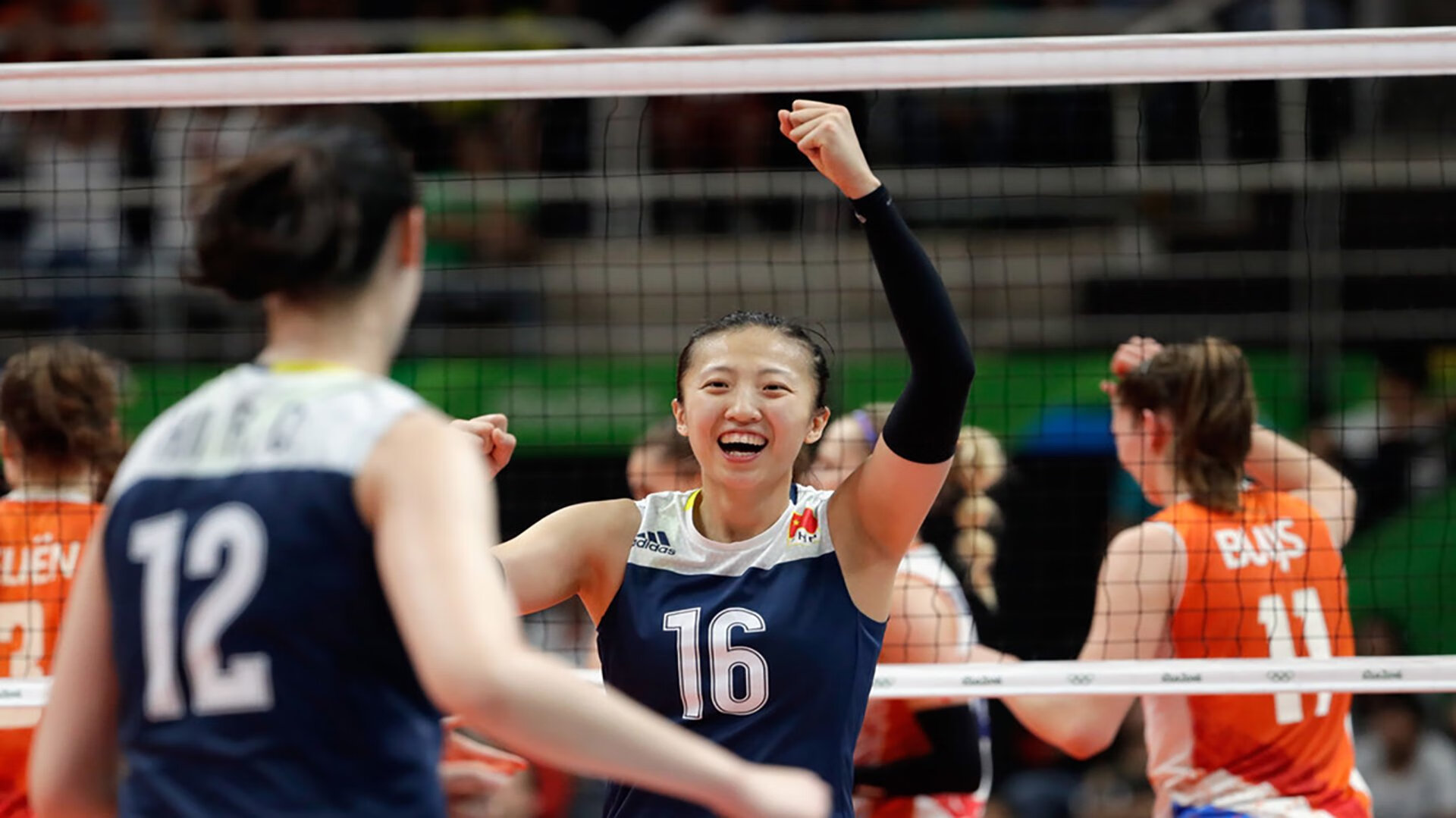 ayx世界杯2026-布拉格之春，捷克铁骑踏碎南美劲旅，登贝莱导演C组最强对话